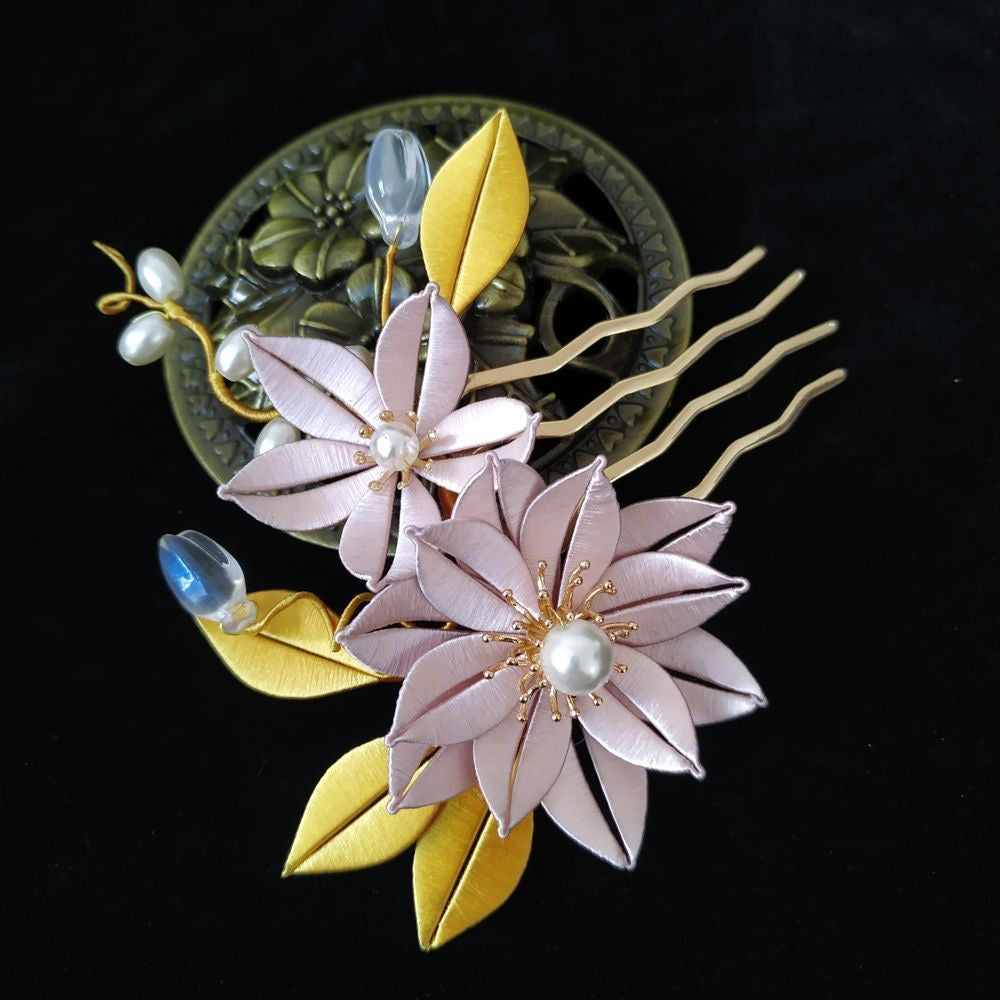 Handcrafted Floral Hair Stick with Pearls – Vintage-Inspired Hair Accessory