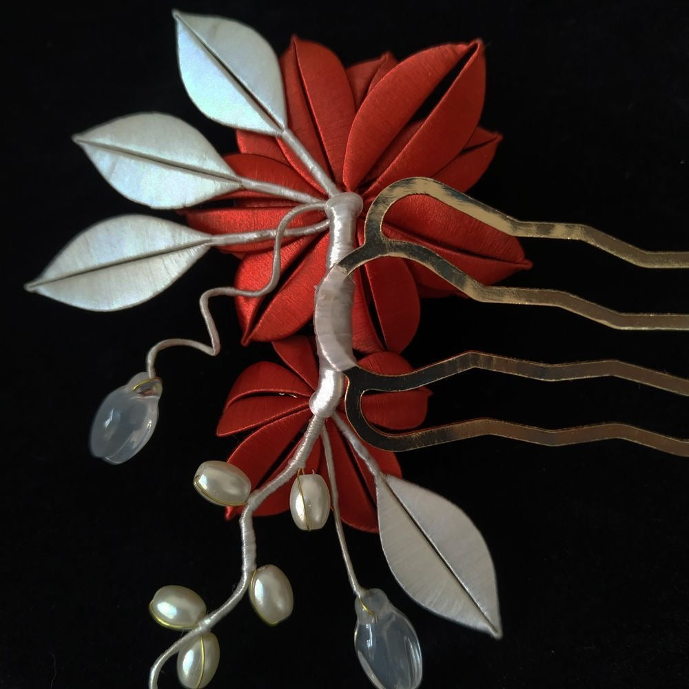 Handcrafted Floral Hair Stick with Pearls – Vintage-Inspired Hair Accessory