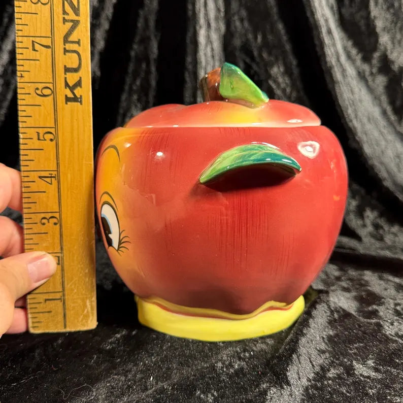 Smiling Apple Decorative Jar – A Familiar Kitchen Smile