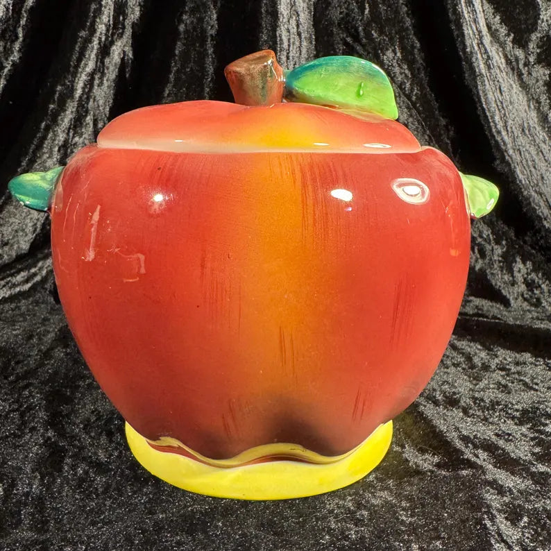 Smiling Apple Decorative Jar – A Familiar Kitchen Smile